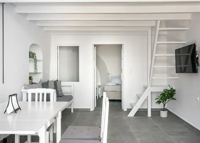 Oia Cave Loft